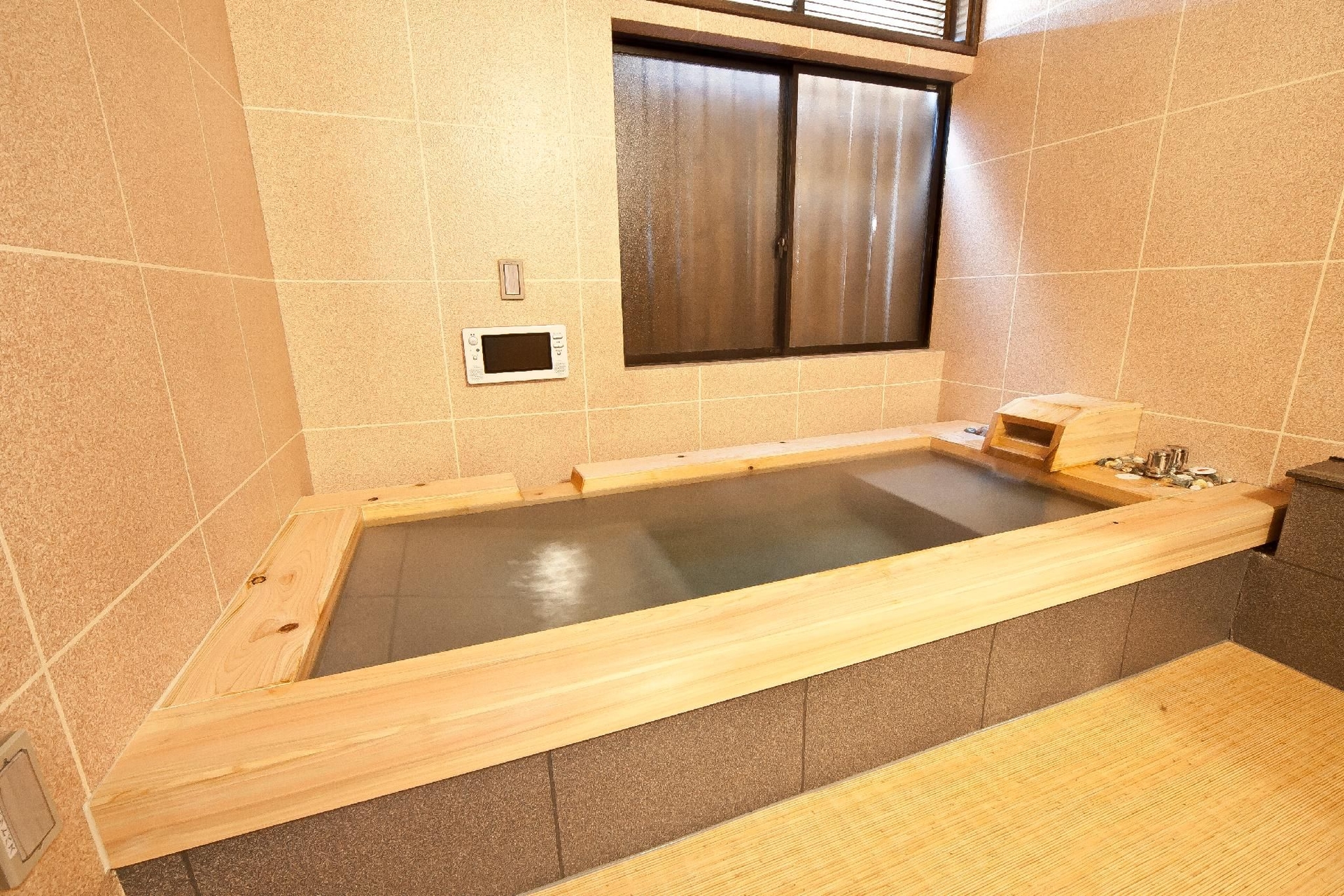 คาเมกาวะ ออนเซ็น ยูยุ (Kamegawa Onsen Yuyu)2