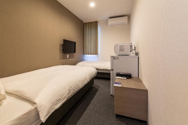 Twin Room - Non-Smoking