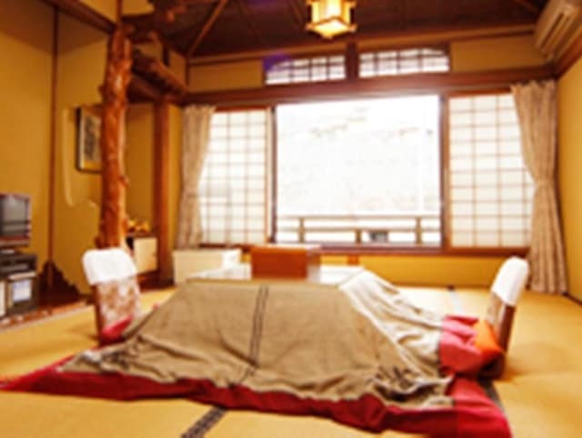 Japanese Style - Shared Bathroom