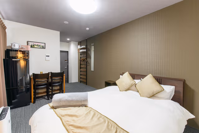 Standard Double Room with Window