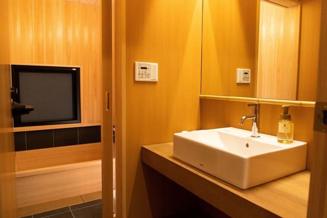 Business Twin Room