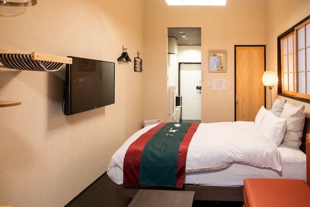 2-A Cat and Dog Friendly Room, Non Smoking