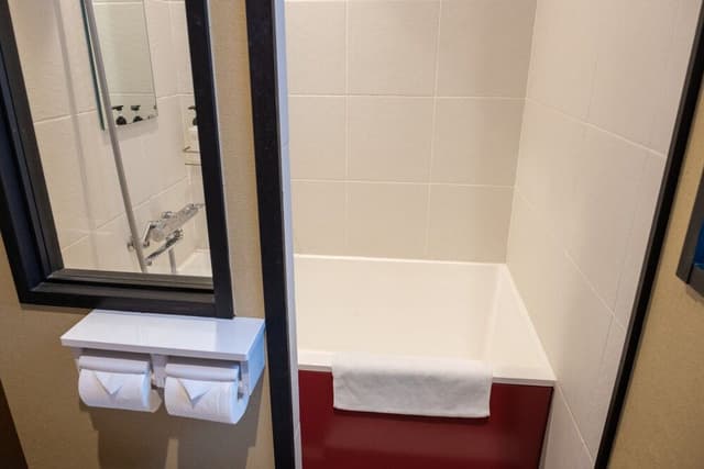 2-A Cat and Dog Friendly Room, Non Smoking