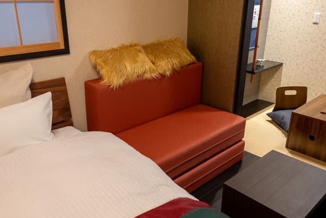 2-A Cat and Dog Friendly Room, Non Smoking