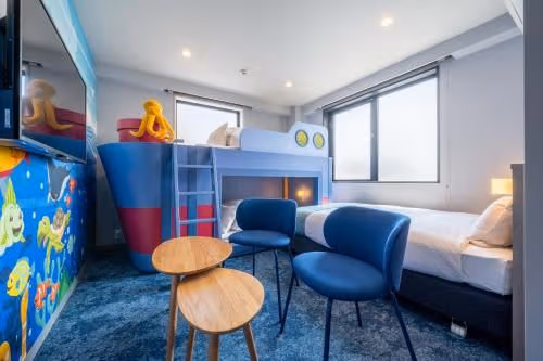 Sea-Themed Family Room