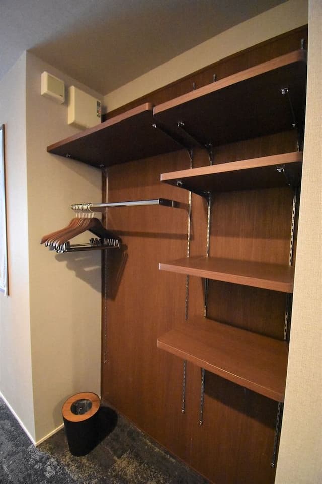 Basic Twin Room