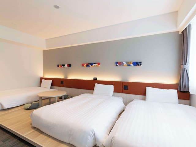 Standard Room, 3 Twin Beds, Non Smoking