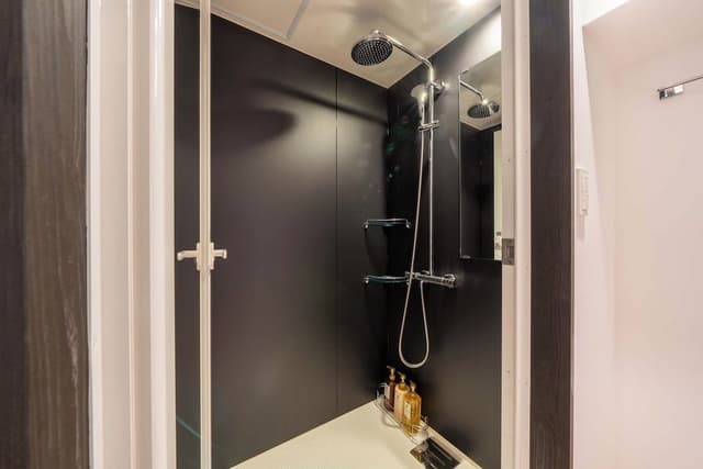 Deluxe Suite, Garden View