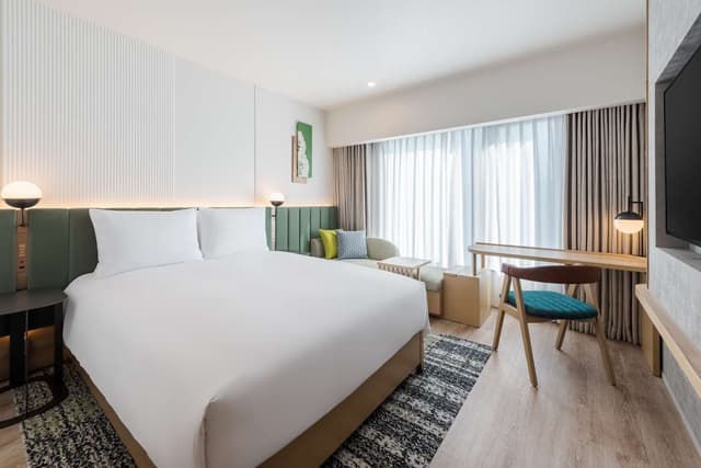 QUEEN DELUXE ROOM