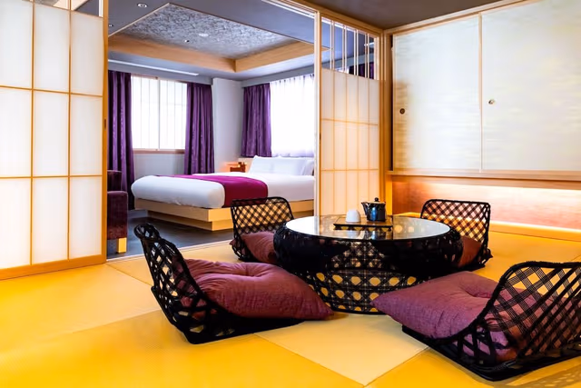 Deluxe King Suite