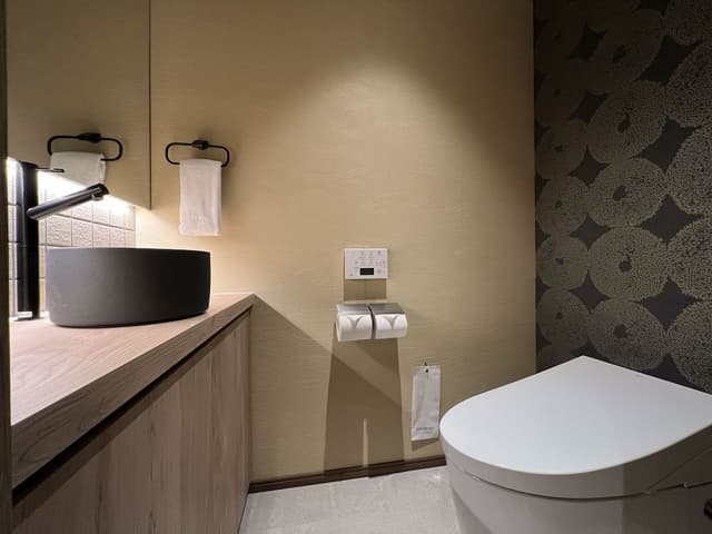 River View Royal Suite