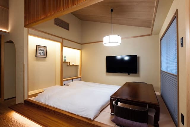 River View Royal Suite