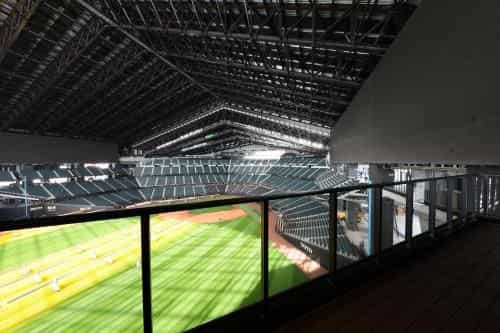 โรงแรมทาวเวอร์อีเลฟเว่น
