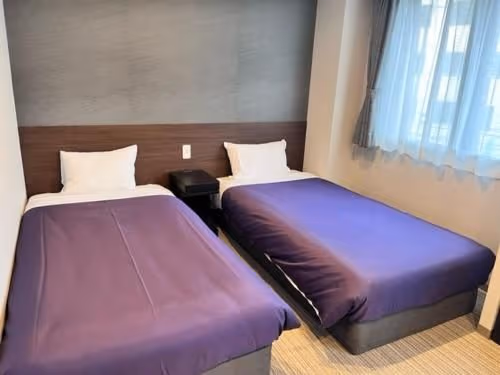 Twin Room - Non-Smoking