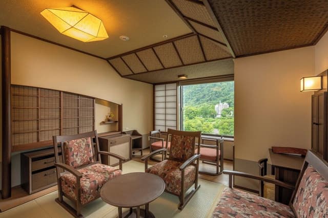 Quadruple Room 49sq, Non Smoking, Canyon side, with Hot Spring Bath