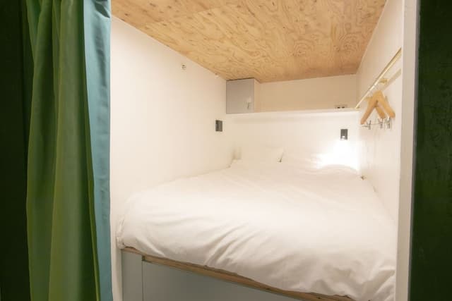 Smart Double Capsule Room, Female Only