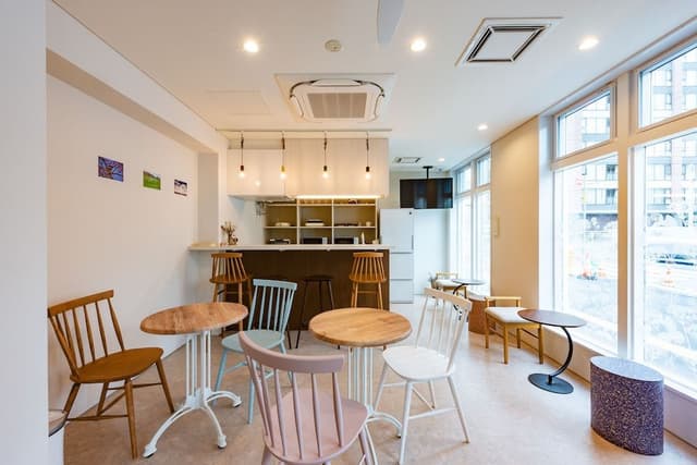 Shared Dormitory, Women only, Non Smoking