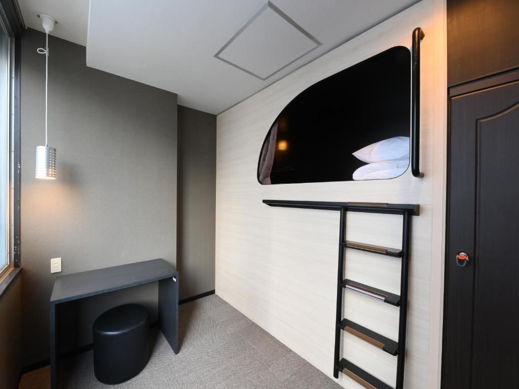 เดอะ เซนจูเรียน ซาวน่า เรสต์ แอนด์ สเตย์ ซัปโปะโระ เมล โอนลี่ (The Centurion Sauna Rest & Stay Sapporo Male Only)2