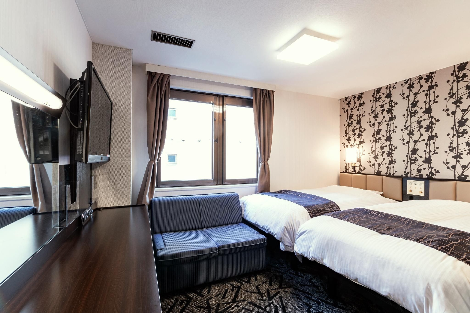 โรงแรมเอพีเอ ซัปโปโร โอโดริ เอกิมาเอะ นิชิ (APA Hotel Sapporo Odori Ekimae Nishi)2