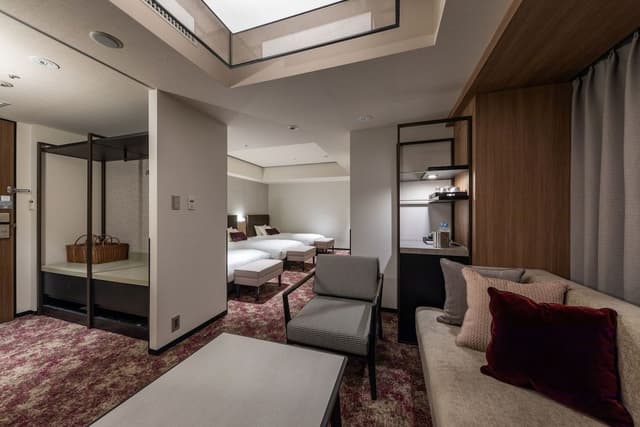 Deluxe Triple Room
