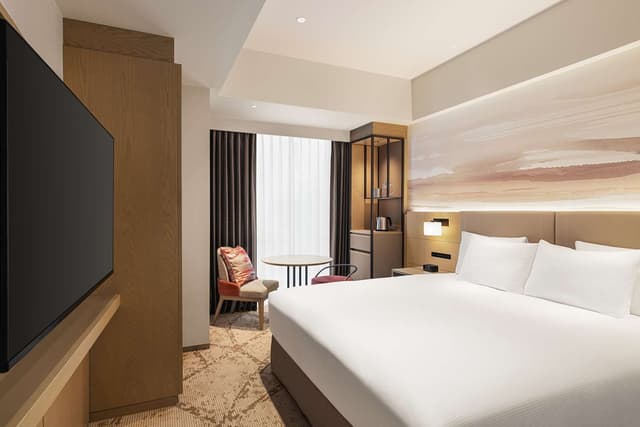 KING DELUXE ROOM