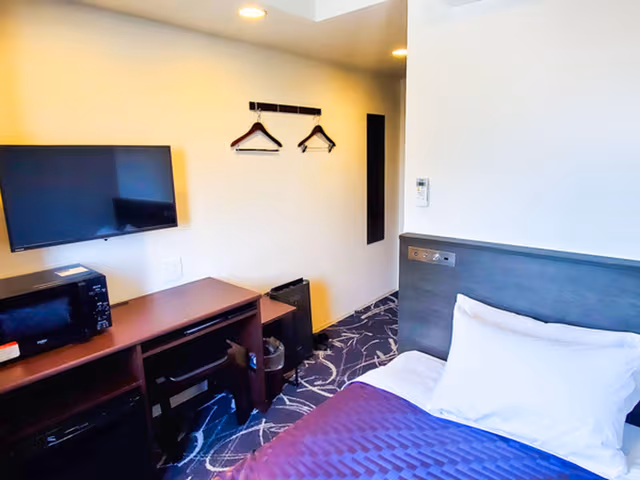 Single Room - Non-Smoking