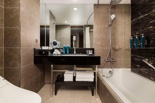 KING EXECUTIVE ROOM