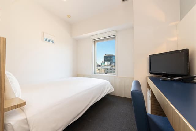 Semi Double Room for 1 Person - Smoking