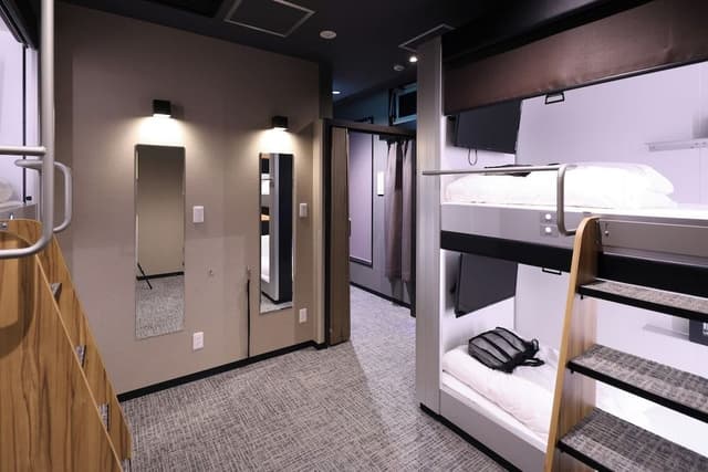 Women Premium force cabin
