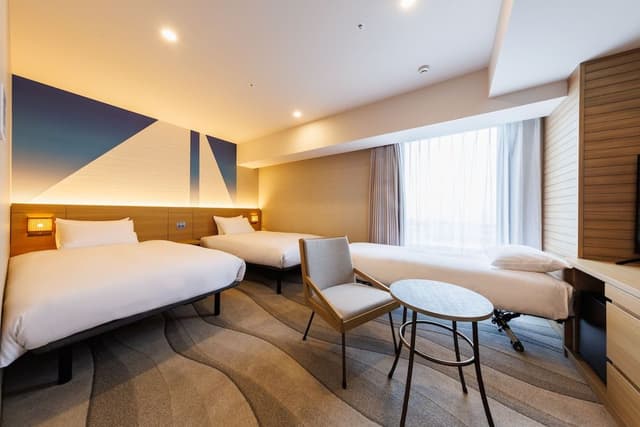 Superior Large Twin Room for 3 person, Non-smoking