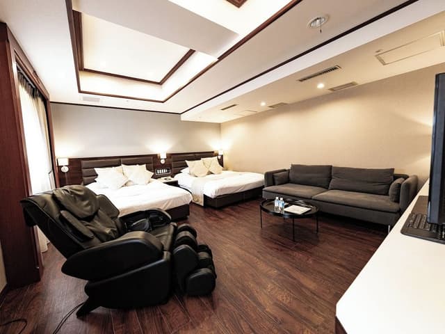 Deluxe Twin Room, Smoking