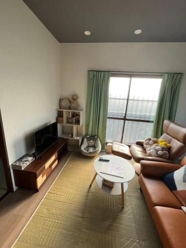 อพาร์ตเมนต์ 2 ห้องนอน 1 ห้องน้ำส่วนตัว ขนาด 100 ตร.ม. – เขตนิชินะริ (SUN Student No. 2 Building Room 301)2