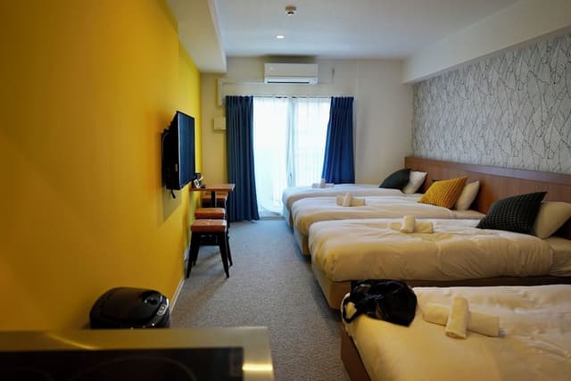 Quadruple Room, Multiple Beds, Non Smoking, Kitchenette
