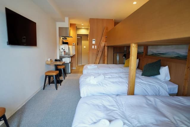 Suite, Multiple Beds, Non Smoking, Private Bathroom