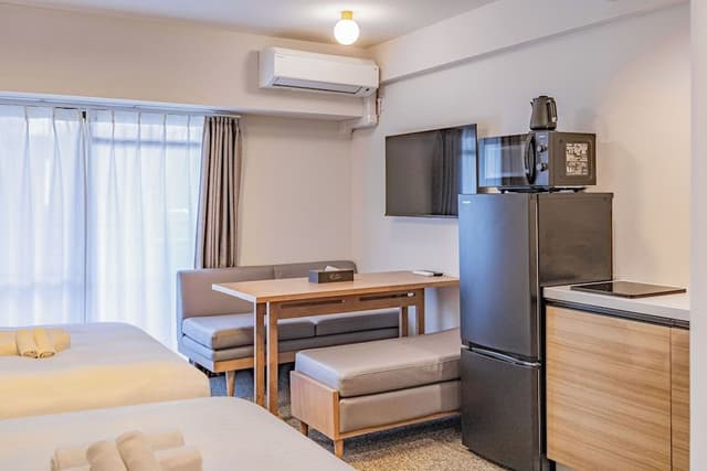Standard Quadruple Room, 2 Queen Beds, Non Smoking