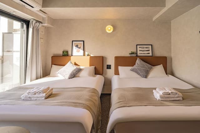 Quadruple Room, 2 Queen Beds, Non Smoking, Balcony