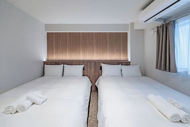 Family Suite, Multiple Beds, Non Smoking, Refrigerator