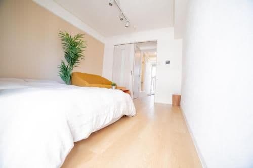 Twin Room with Balcony and Private Bathroom