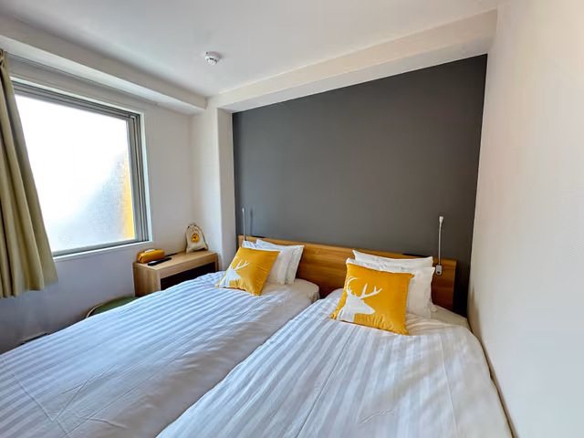 Standard Twin Room