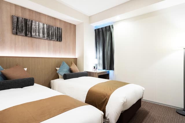 Twin Room - Non-Smoking