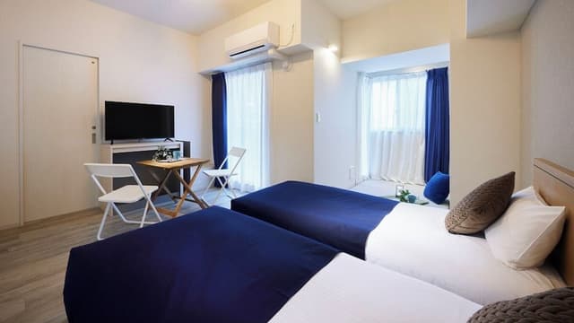 Standard Twin Room