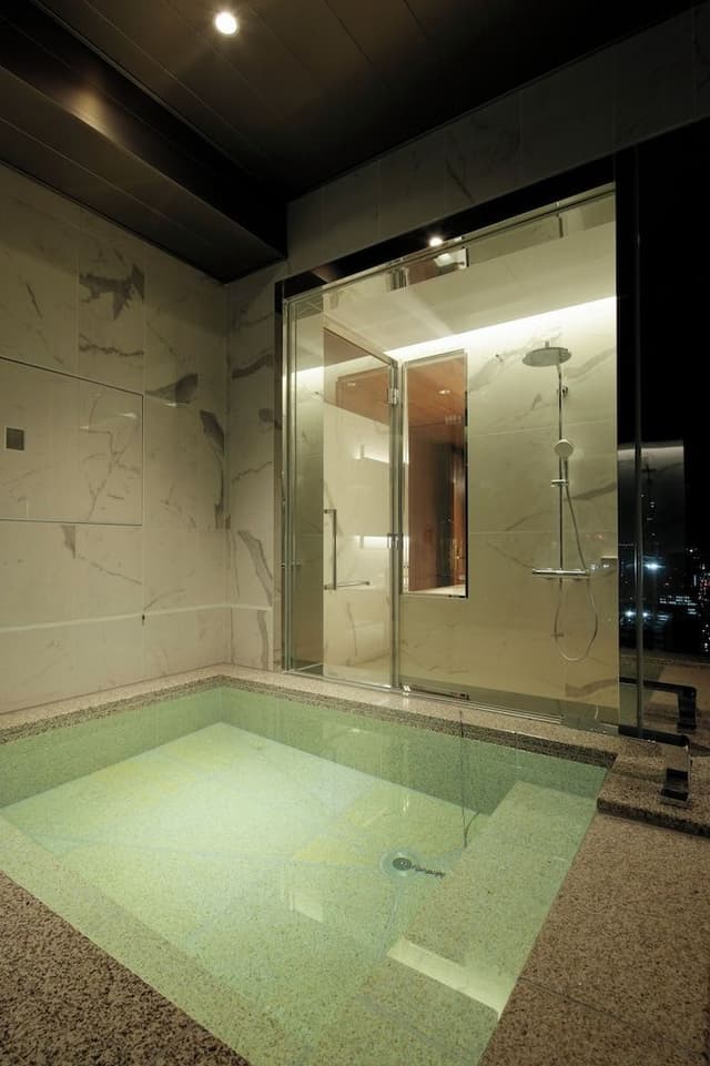 Premium Private Spa CANDEO Suite with Sofa Bed,Non Smoking