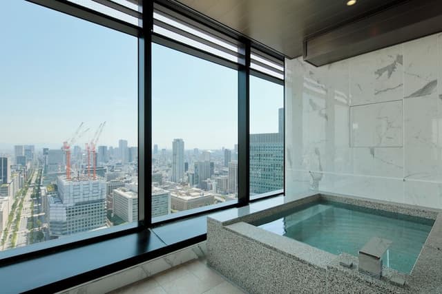 Premium Private Spa CANDEO Suite with Sofa Bed,Non Smoking