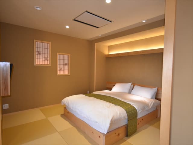 Western Style Twin Room with Open-Air Bath - Non-Smoking