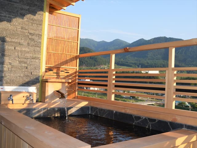 Western Style Twin Room with Open-Air Bath - Non-Smoking