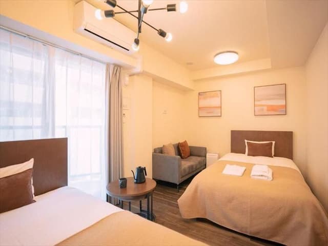 Deluxe Twin Room with Air Conditioning