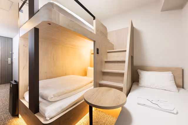 Triple Room