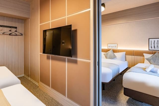Superior Condo, Balcony