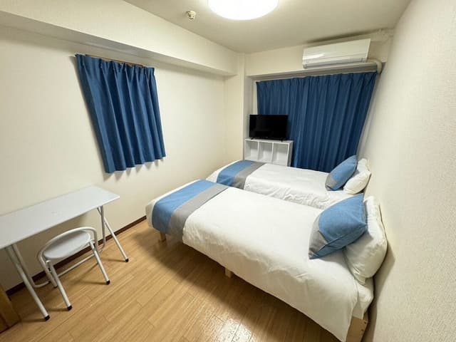 Basic Twin Room