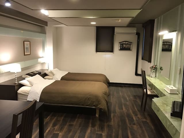 Twin Room, Non Smoking
